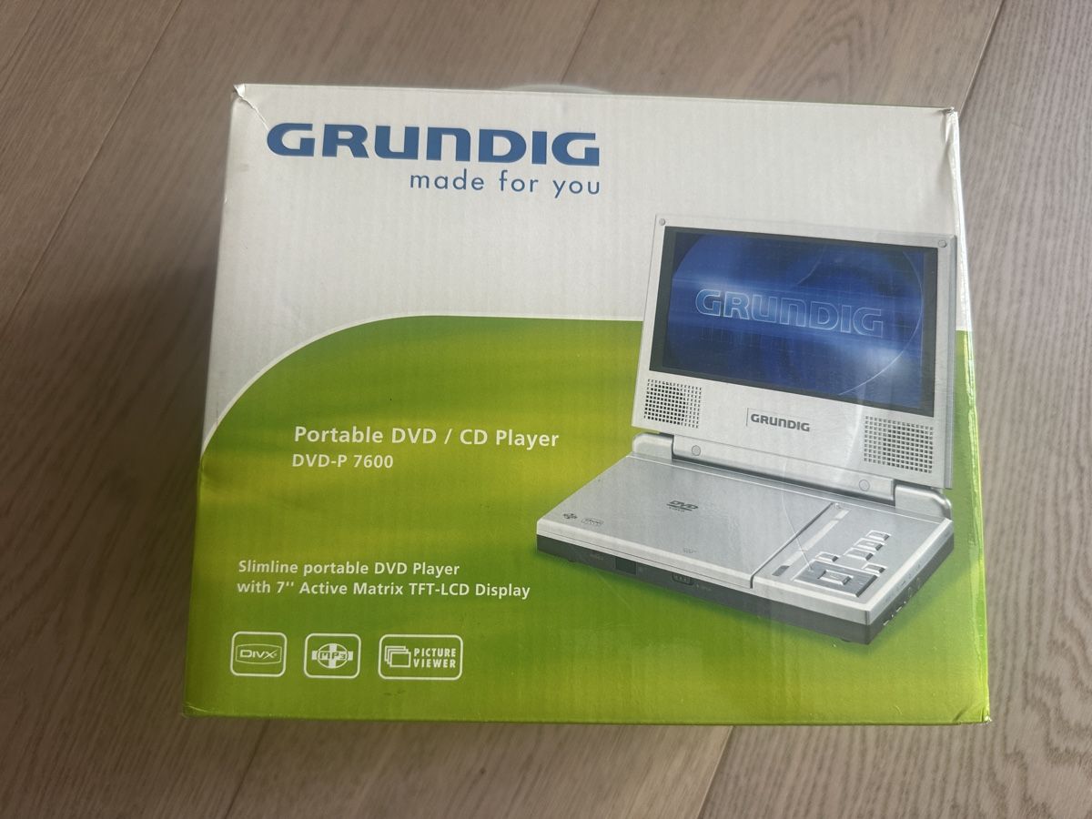Grundig Lettore multimediale portatile: Grundig tragbarer Mini dvd Player – Usato da Genève venduto da and_nv8c