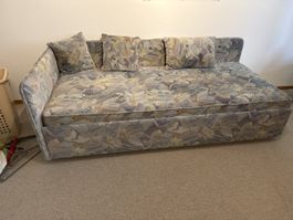 Schlafsofa / Bettsofa mit Bettkasten - Guter Zustand!