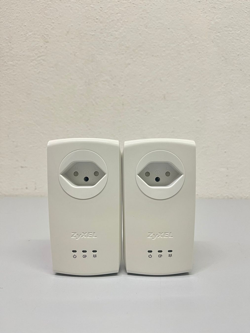 Zyxel Unità & Adattatore: Zyxel Powerline Starter Kit 1000 Mbit/s – Usato da Hochdorf venduto da av-electronics 2