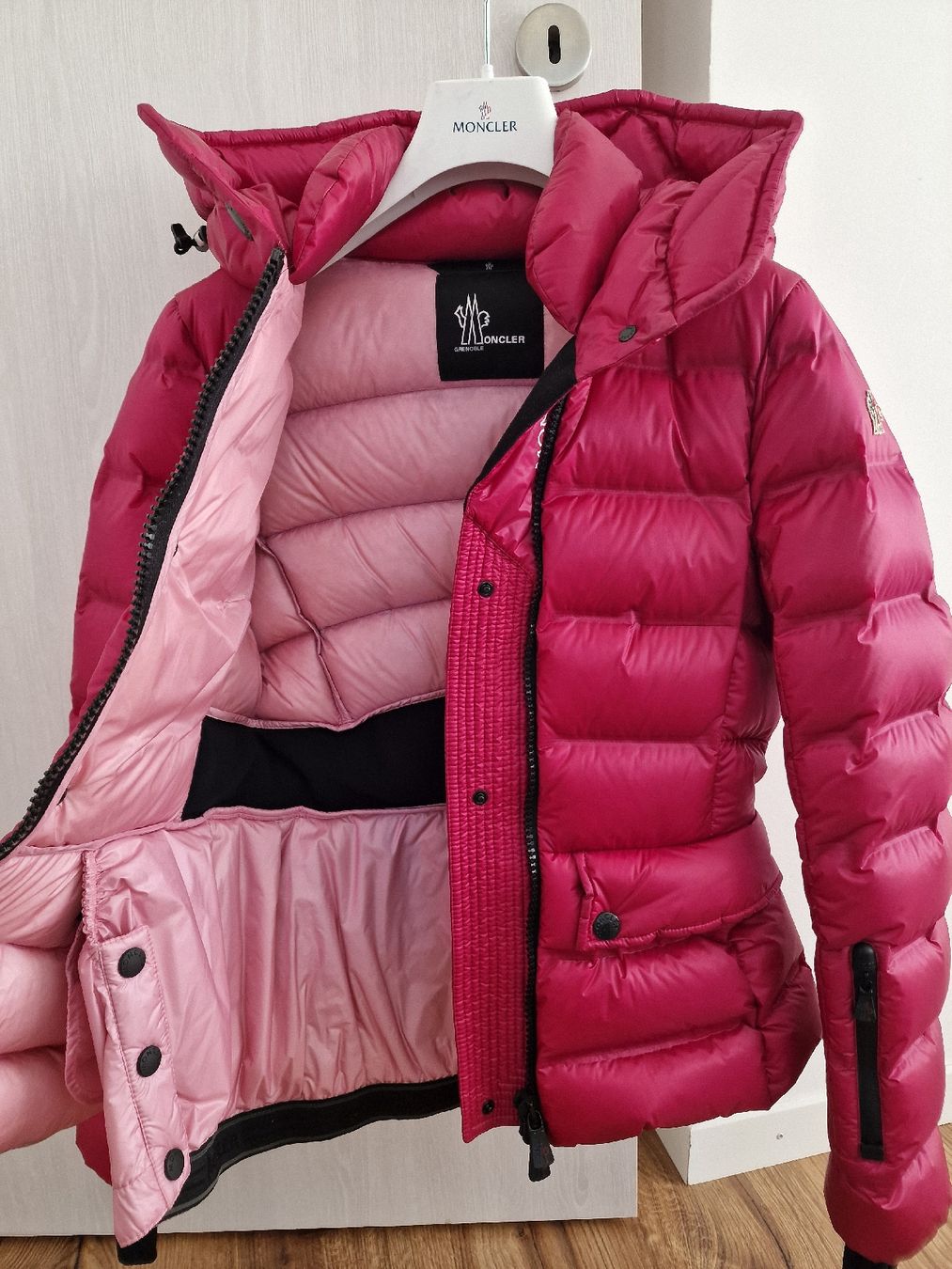 Moncler Giacche: Doudoune Moncler "Armotech" gr.1 (XS/S) – Usato da Yverdon-les-Bains venduto da Ed9lude 2