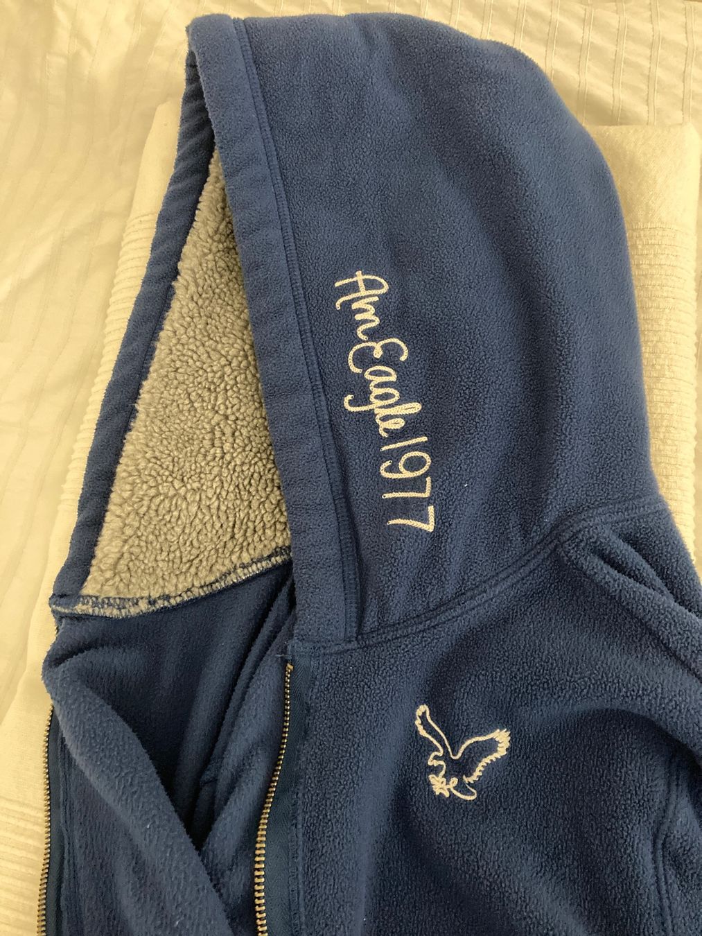 American Eagle Pulls & Sweat-shirts: Pull American Eagle / Taille L – D'occasion à Genthod par daz_world 2