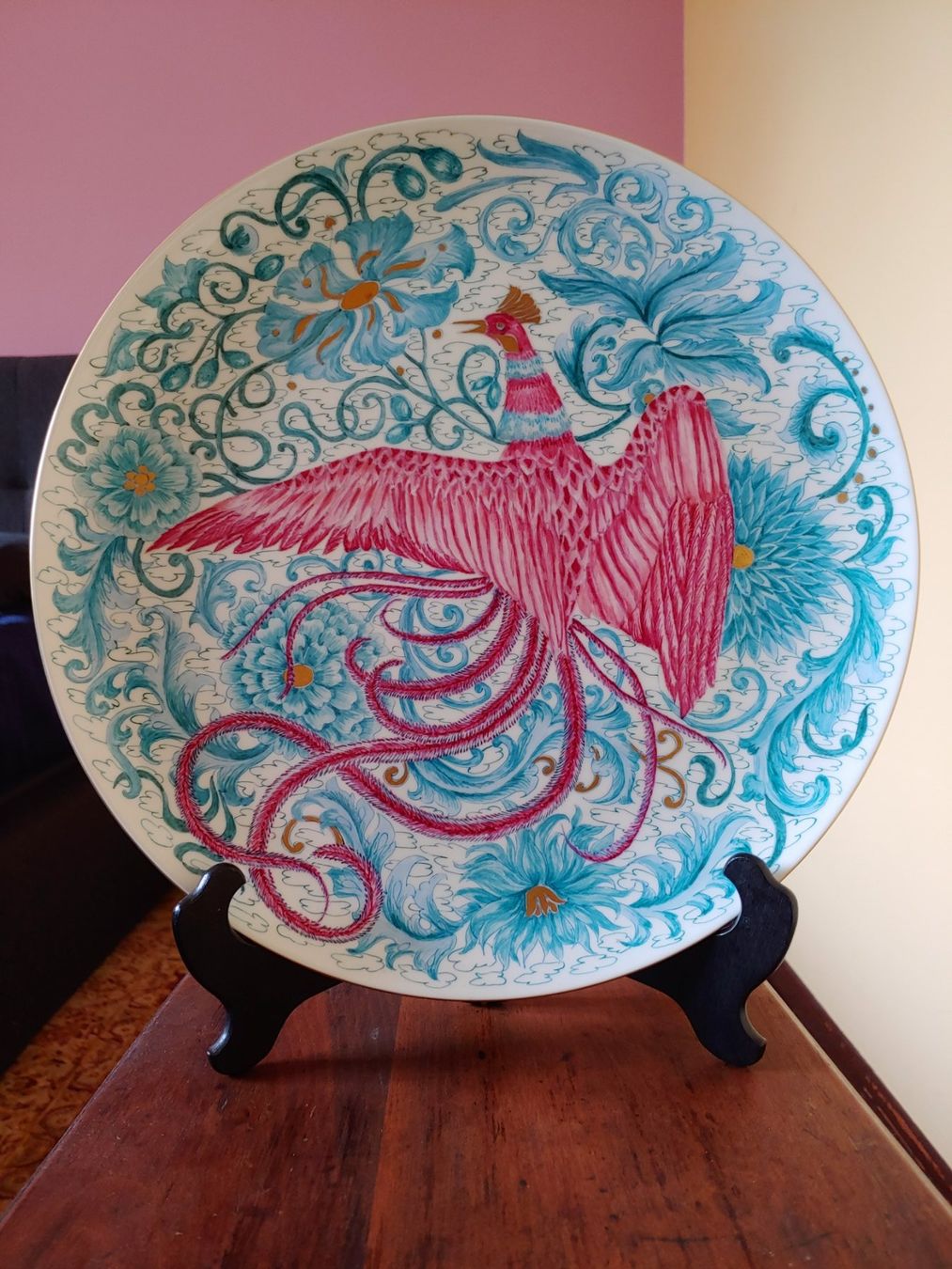 Piatti: Großer handbemalter Teller mit Phönix-Design – Usato da Chiasso venduto da Orientart