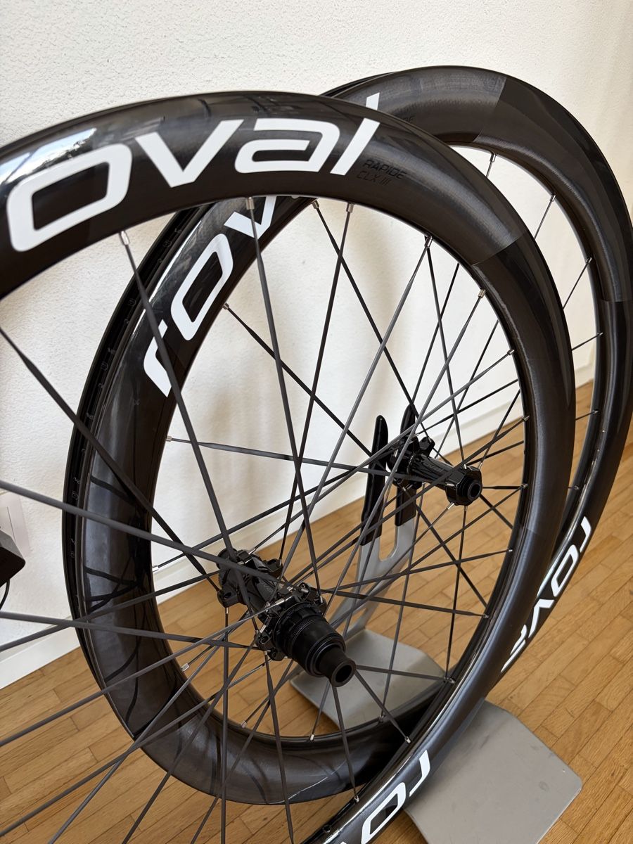 Specialized Pièces détachées: ROVAL RAPIDE CLX III - Weisse decals - DT SWISS 180 – Neuf (Voir description) à Zürich par JAGD-bikes 1