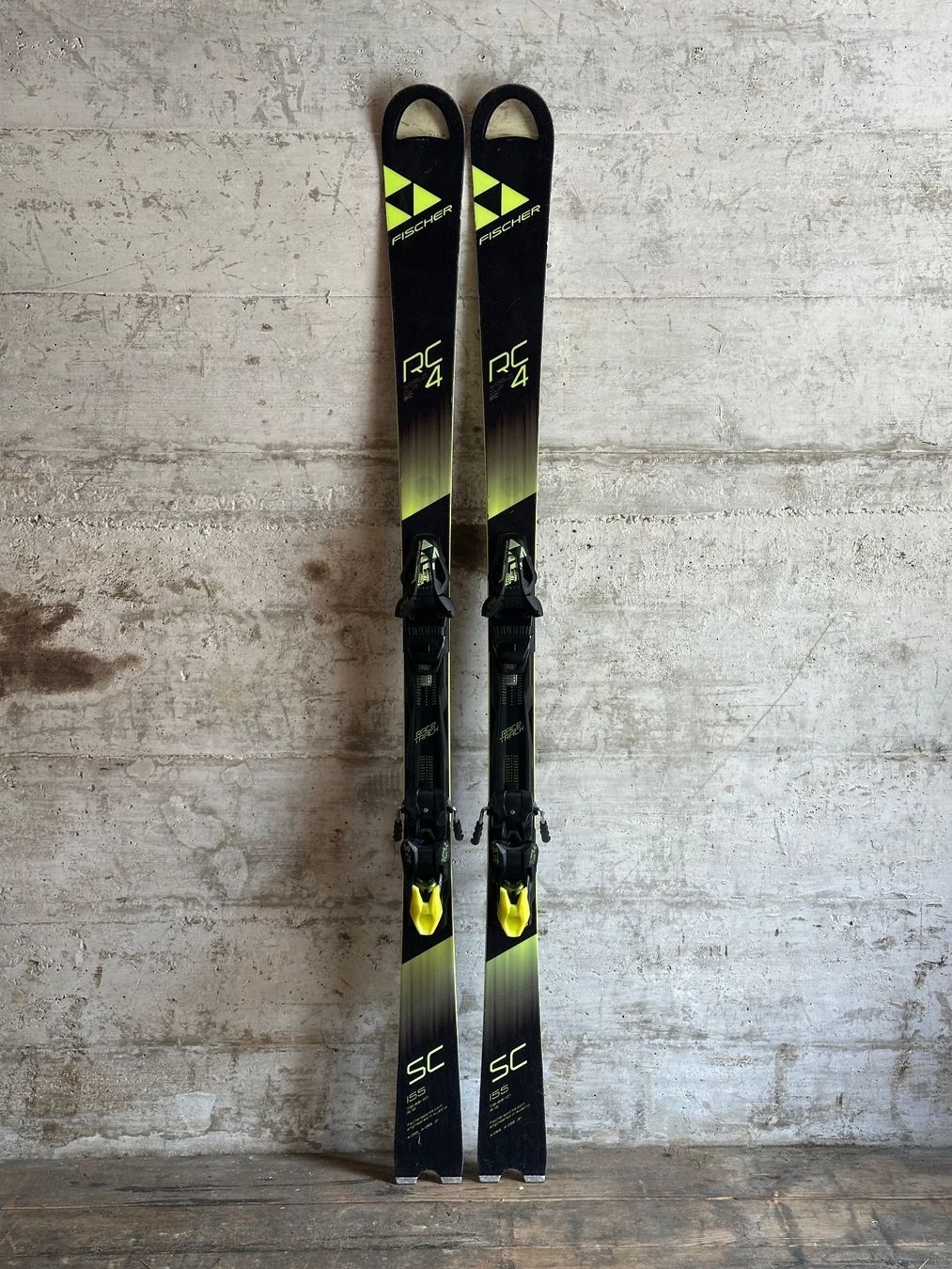 Fischer Sci: Fischer RC4 SC Ski 155CM – Usato da Emmenbrücke venduto da karkarkar
