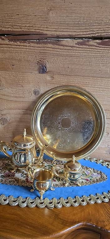 Set di piatti: Goldenes Barock Kaffee und Teeservice – Usato da Wolfhalden venduto da Nati-Nati 2