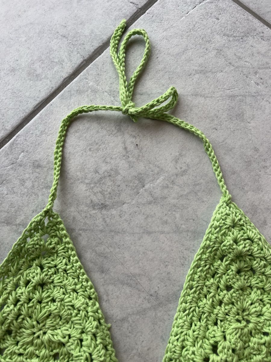 Costumi da bagno & Bikini: Selfmade Crochet Bikini/ Selbst gehäkeltes Bikinitop – Nuovo (secondo la descrizione) da Bern venduto da pfu_bd27 2