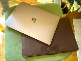 Macbook Air, A1932, 13" 8GB/128GB SSD GOLD/ROSE i5