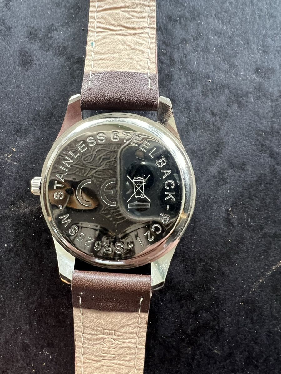 Pierre Cardin Orologi: Pierre Cardin Uhr – Usato da Laufen venduto da groove60 2