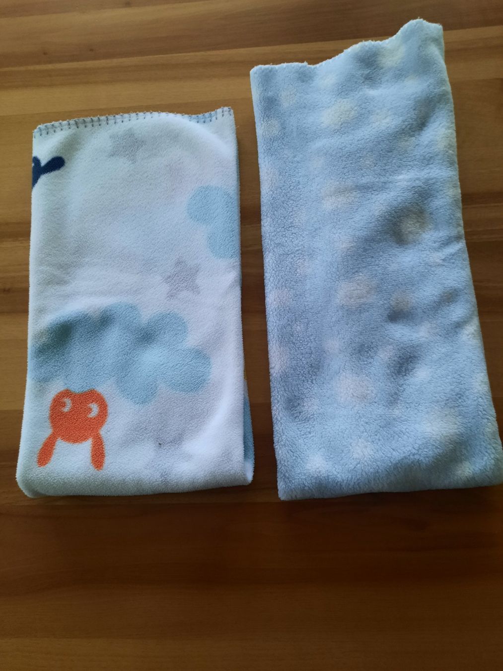 Coperte: 2 Stk. Baby- / Fleecedecken – Usato da Ibach venduto da urs_sl5h
