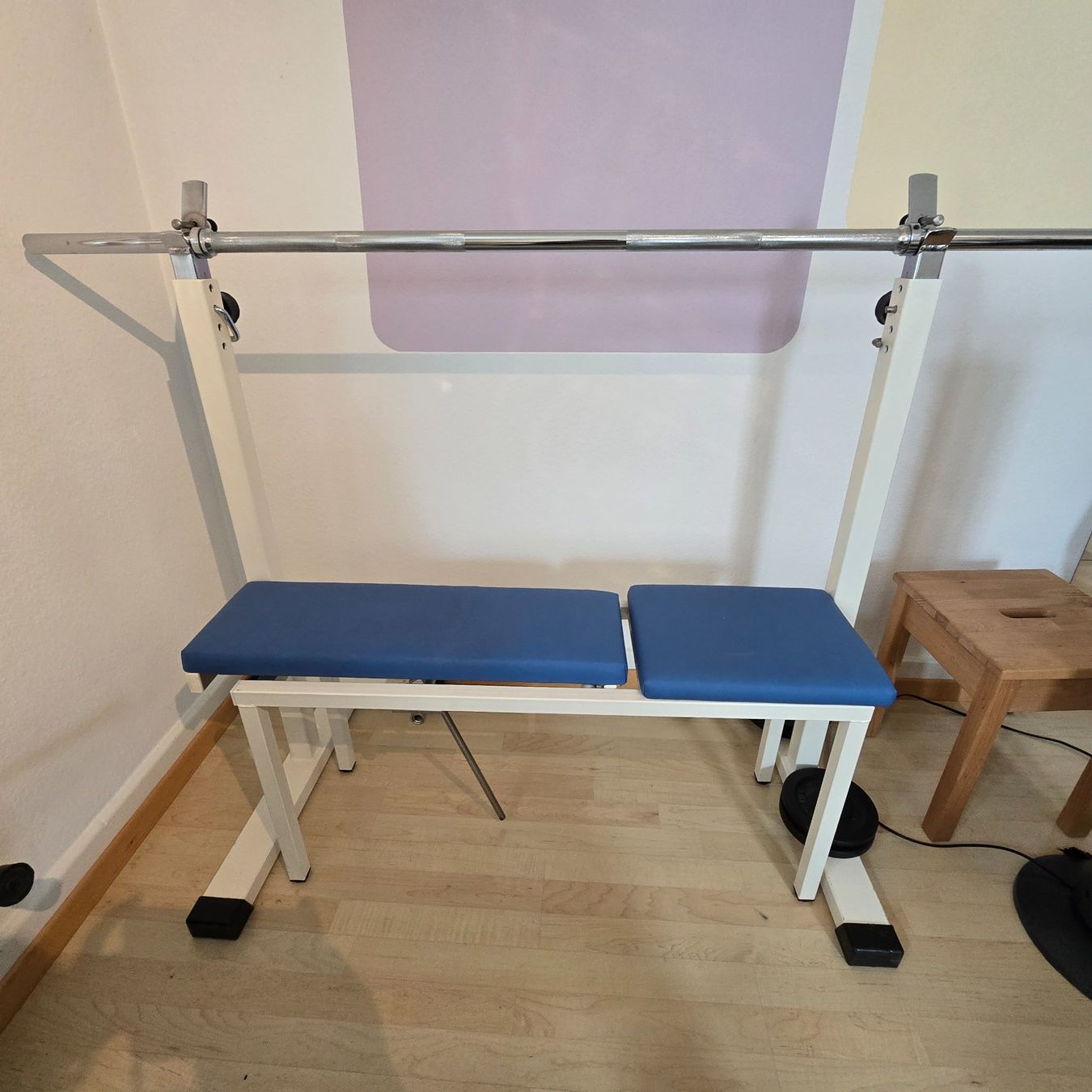 Hometrainer: Hantelbank + Gewichte + Ständer – Gebraucht aus Leibstadt von mel_7rsr