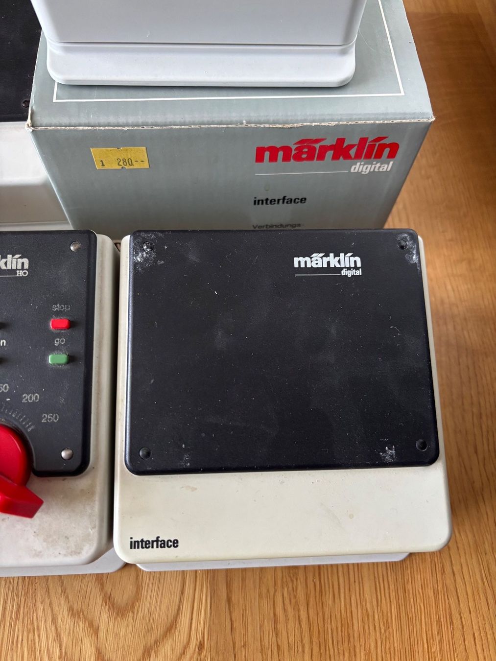 Märklin Modellini di ferrovie: Märklin Digital Steuerung mit div. Modulen – Usato da Bremgarten AG venduto da Trombone98 6