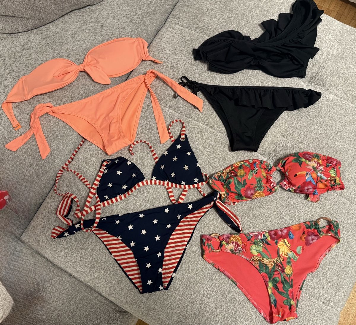 Maillots de bain: Costumi da bagno – D'occasion à Viganello par mit_hd8q