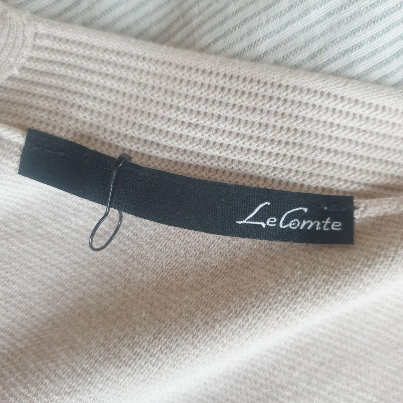 Maglioni & Felpe: 🐸 LE COMPTE ELEGANTER VISKOSE PULLOVER 38 / TUNIKA – Nuovo (secondo la descrizione) da Môtier (Vully) venduto da Frogs 9