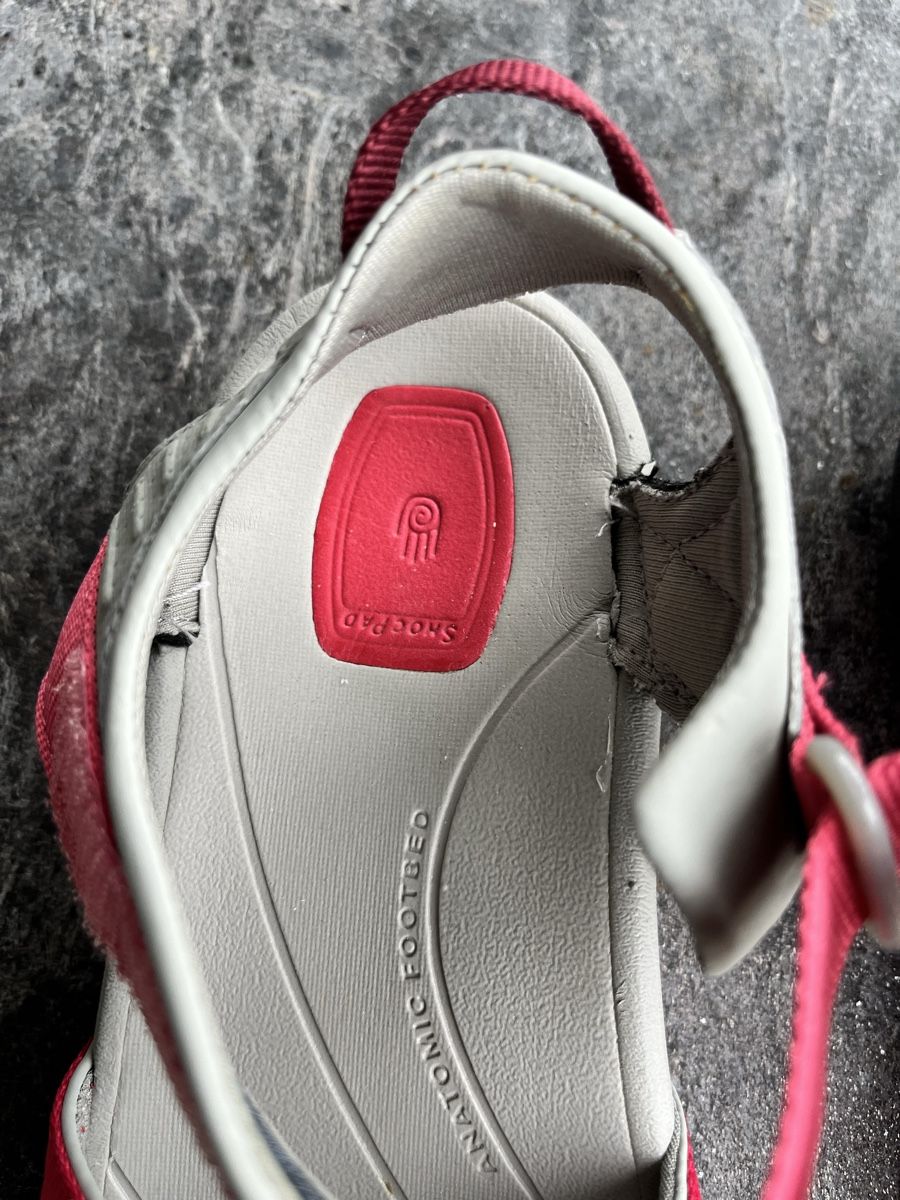 Teva Scarpe da donna: Teva Sandalen pink-rot Grösse 40 – Nuovo (secondo la descrizione) da Eglisau venduto da regulmei 2