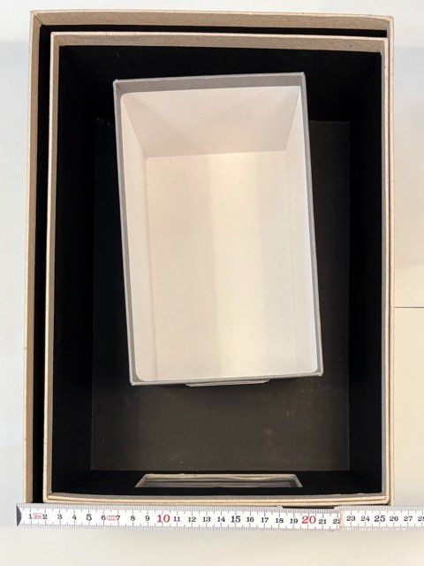 Casse di trasporto: Aufbewahrungsbox aus Karton, 3 Stück – Nuovo (secondo la descrizione) da Basel venduto da dav_b5gb 1