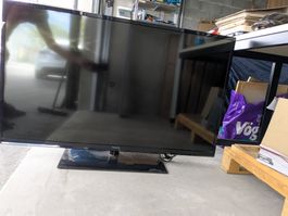 Téléviseur Panasonic TX-L50BLW6 noir occasion état usagé