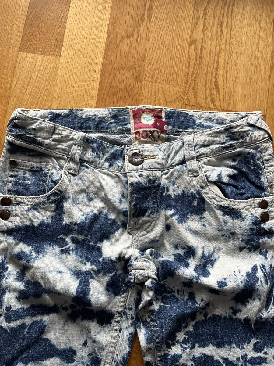 Roxy Jeans: Cool Roxy Jeans Tie Dye Look Gr. 29 – Usato da Kreuzlingen venduto da Hildah 1