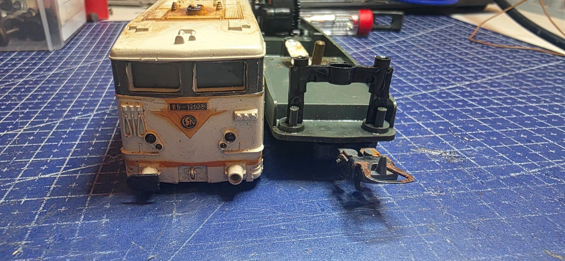 Lima Modelleisenbahnen: Lima SNCF BB-17029 HO/DC Defeckt – Gebraucht aus Hochfelden von Danizh0 5