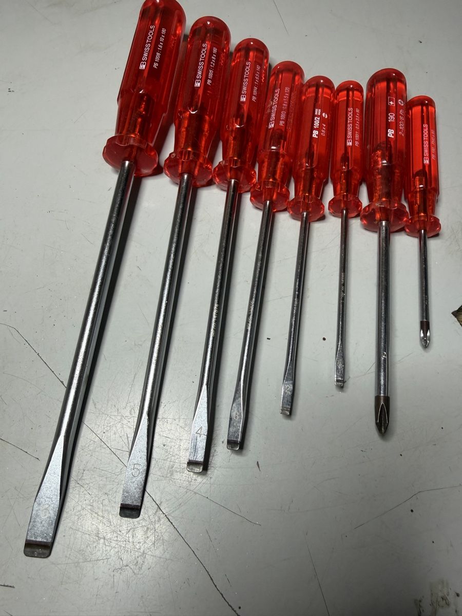 PB Swiss Tools Tutti gli attrezzi: Schraubenzieher- tournevis Swisstools – Usato da Brügg BE venduto da Fred777