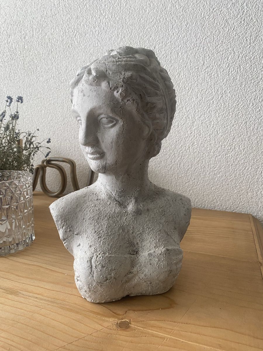 Sculture & Statue: Damen Büste – Usato da Kriens venduto da SPA02
