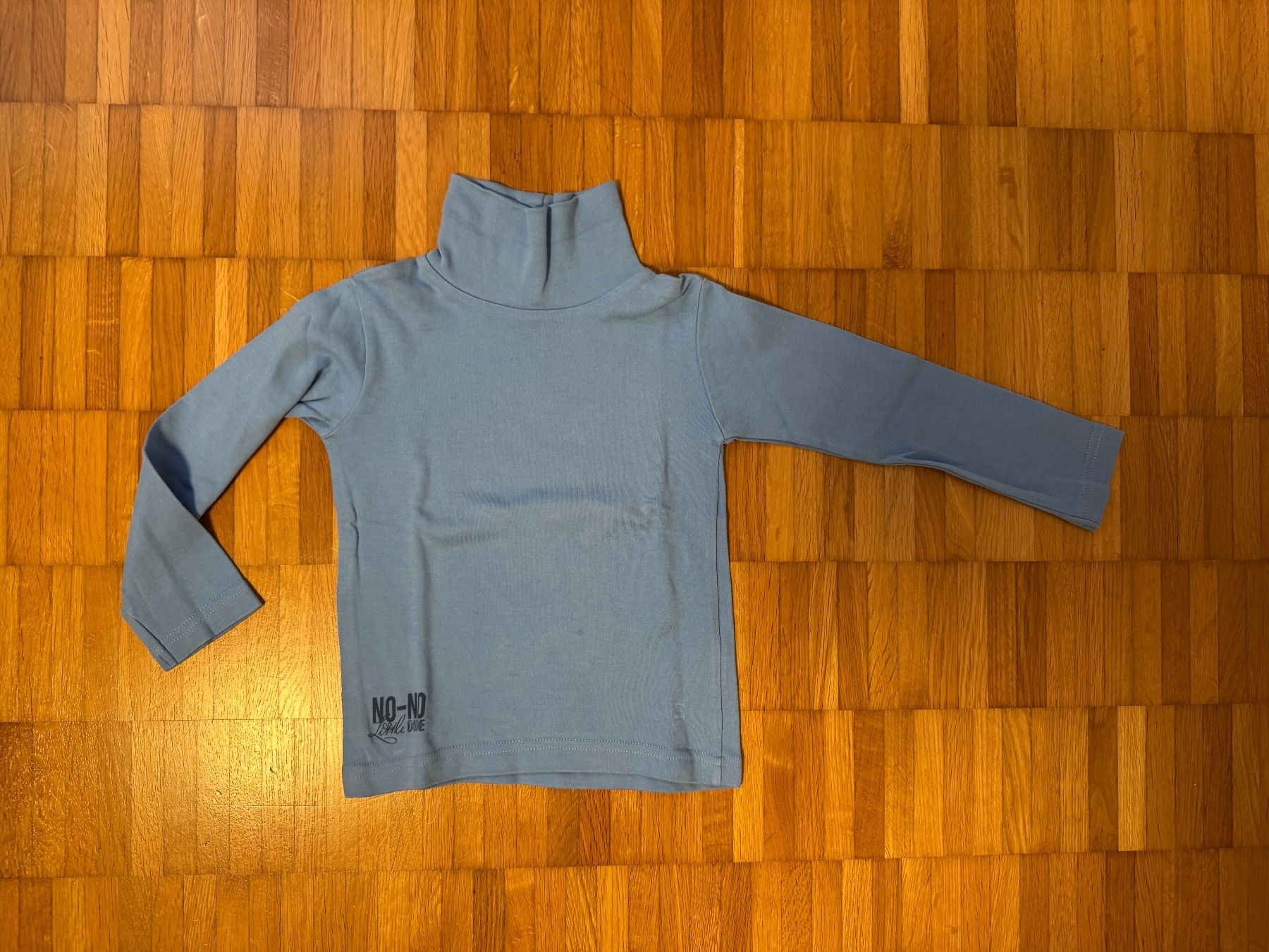 Pullover & Sweatshirts: Blauer Langarm Rollkragenpullover Gr. 104 (100% Baumwolle) – Gebraucht aus Jona von Good_luck1_