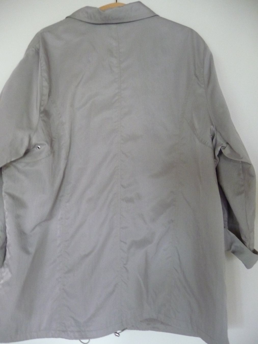 Giacche: Elegante Übergangsjacke Gr. 44/46 beige – Nuovo (secondo la descrizione) da Kirchberg BE venduto da lavendel02 6