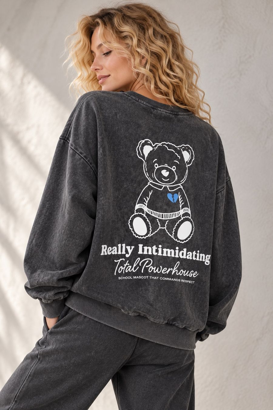 Pull&Bear Pullover & Sweatshirts: Sehr lässiges Sweatshirt von PULL& BEAR eher Gr.M NEU – Neu (gemäss Beschreibung) aus Oberwil-Lieli von Svetlana28 2