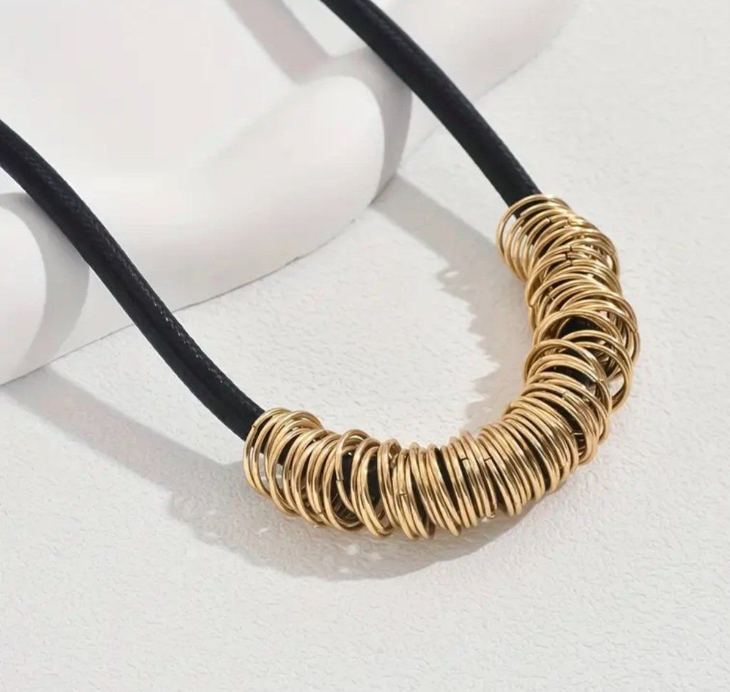 Catenine: Collana con anelli dorati, nuova – Nuovo (secondo la descrizione) da Giubiasco venduto da Stefaniav 3