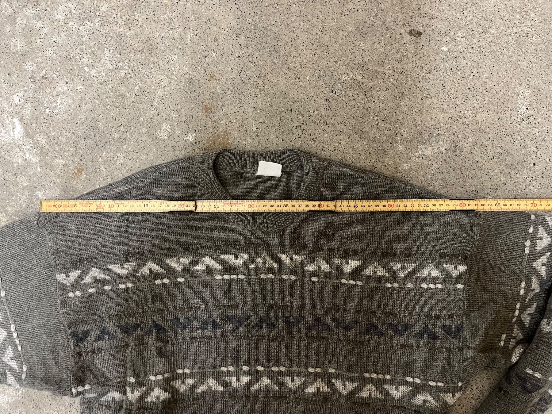 Maglioni & Felpe: Strickpullover, grau, Grösse M-L – Usato da Zürich venduto da 54ug 3