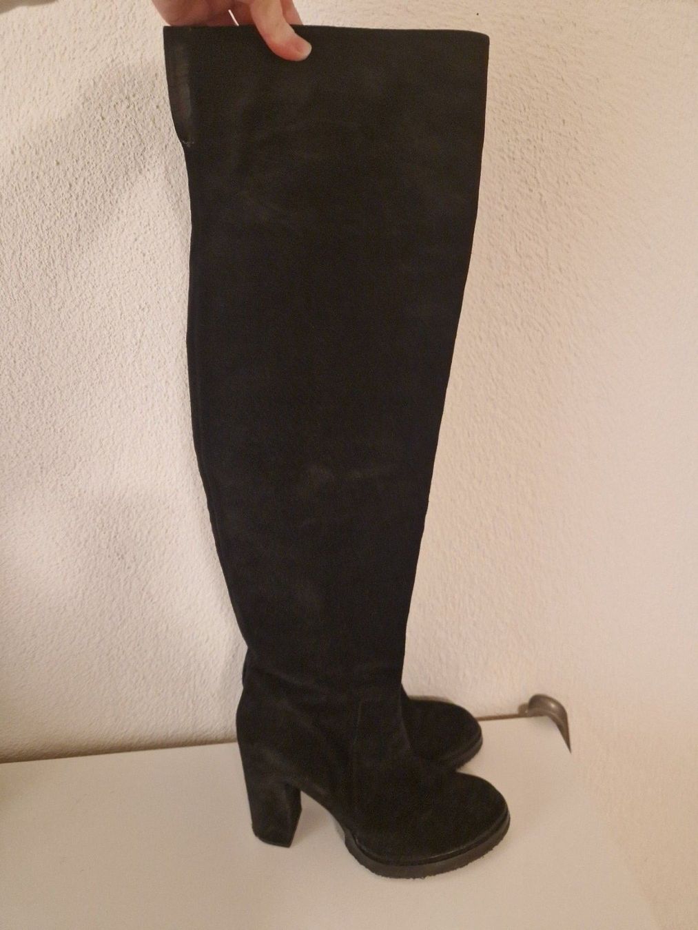 Scarpe da donna: Overknees Vicini / Giuseppe Zanotti aus Wildleder – Usato da Dietikon venduto da amelie_zh