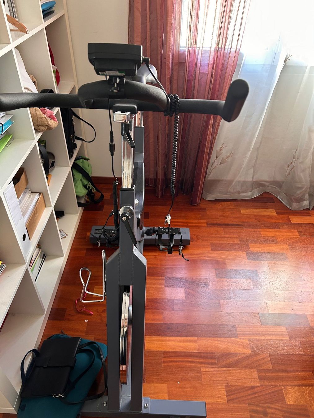 Vélos: Vélo de spinning - Indoor cycling – D'occasion à Neuchâtel par nie_m68m 1