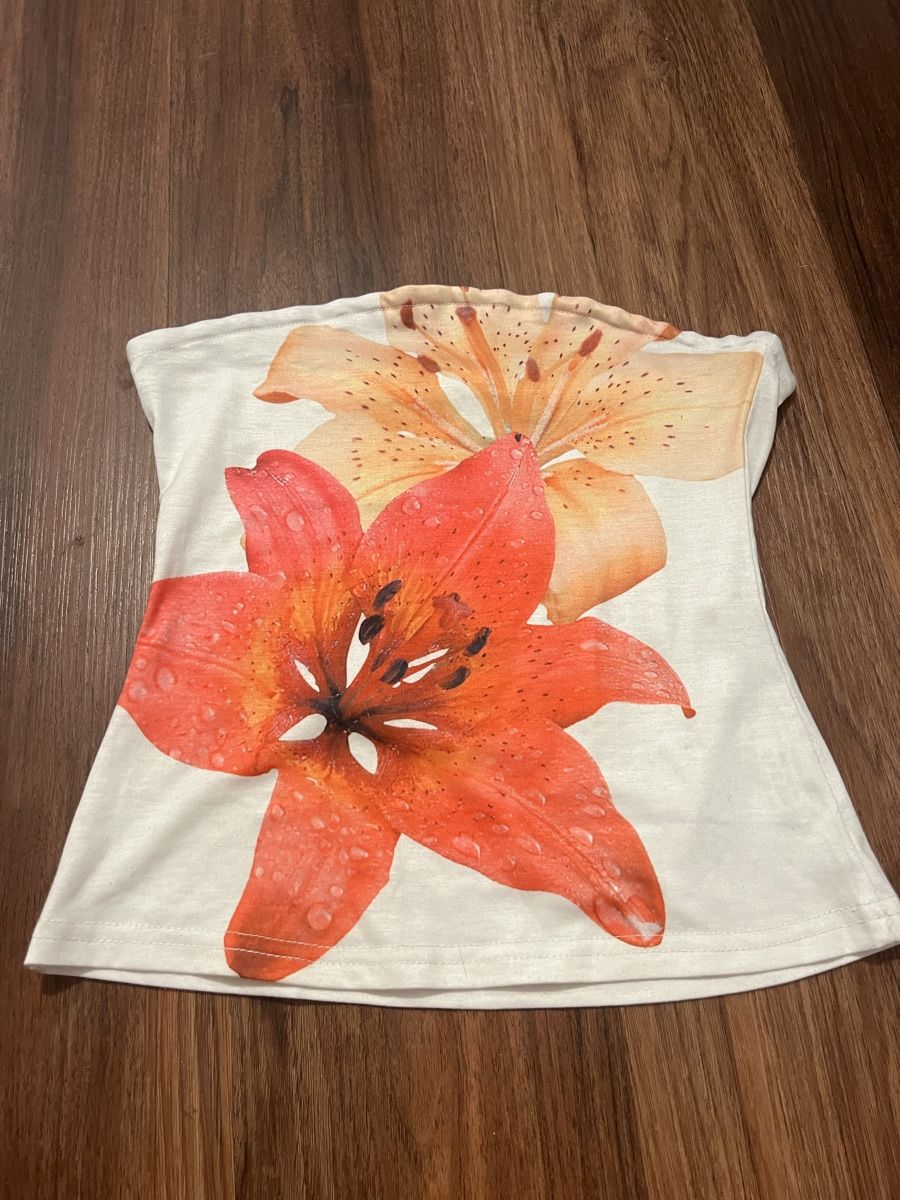 Tops: Bandeau Top Blumenmuster S weiss – Gebraucht aus Luzern von Pooolarwurm