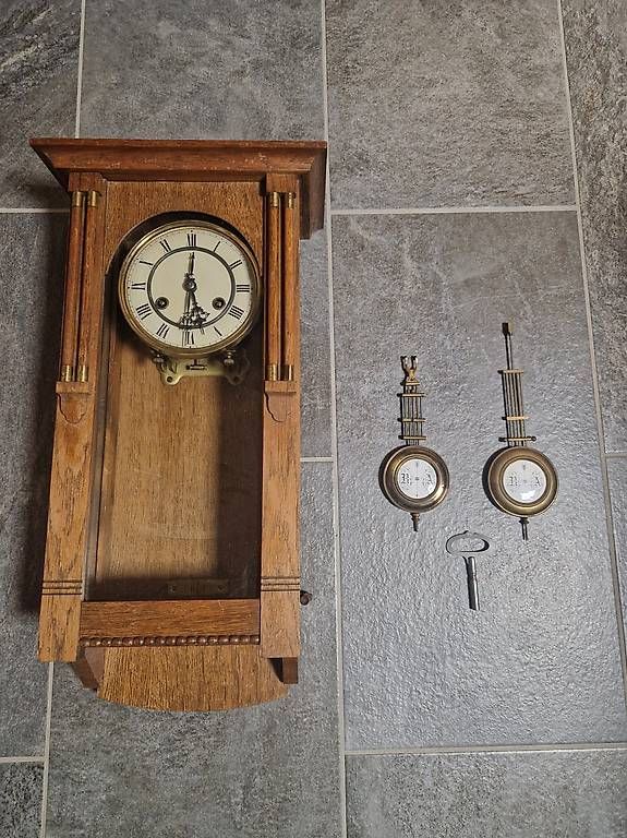 Pendules & Horloges murales: Pendule  – D'occasion à Choëx par pas_9f6g 1