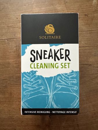 Turnschuh Cleaning Set + Weisse Farbe extra für Sneakers