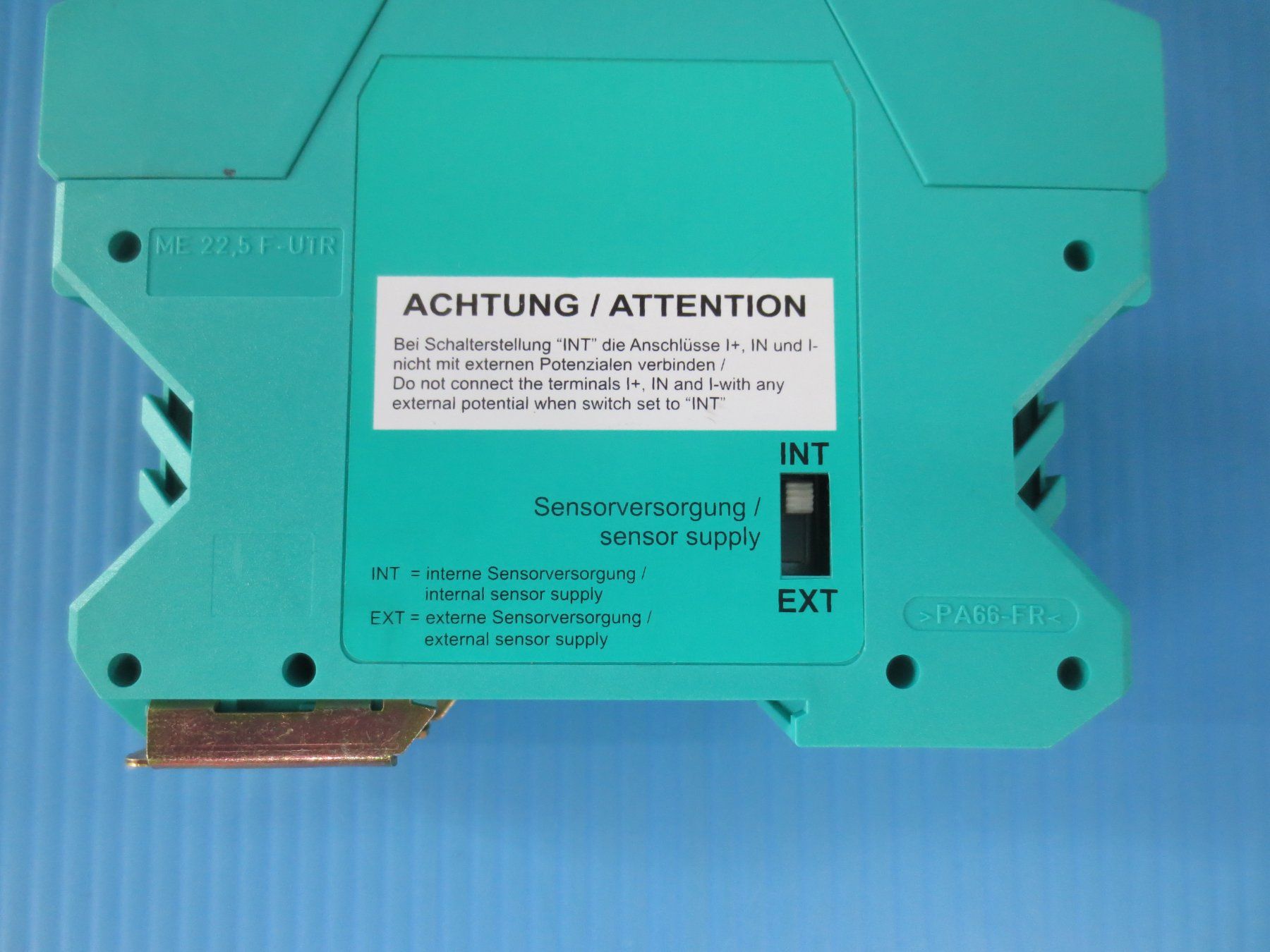 Sistema di controllo: Pepperl+Fuchs VAA-4E4A-KE-ZE/E2 ASi  AS-interface Sensorbox – Usato da Sulz LU venduto da Elektrofachverkauf 5