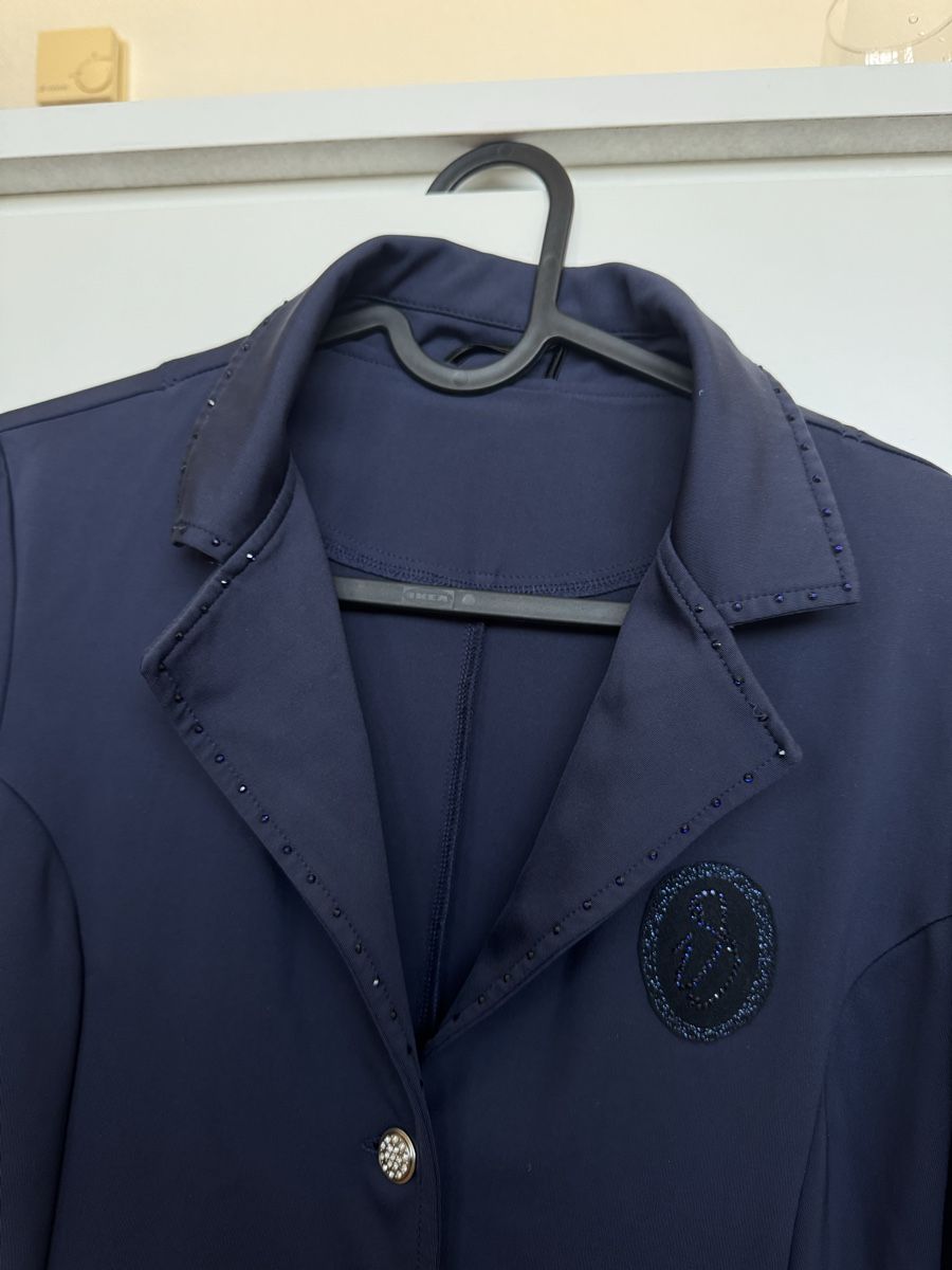 Uniformes: Turnierjacket  – D'occasion à St. Gallen par jas_m6t2 1