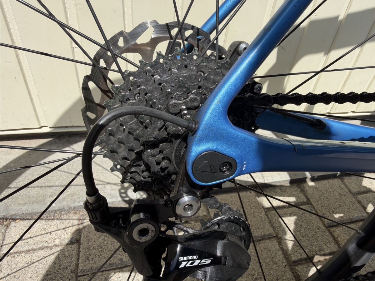 Canyon Biciclette: Canyon Ultimate CF SL Disc 7.0 mit Wattmesser – Usato da Heiden venduto da Theholyking 3