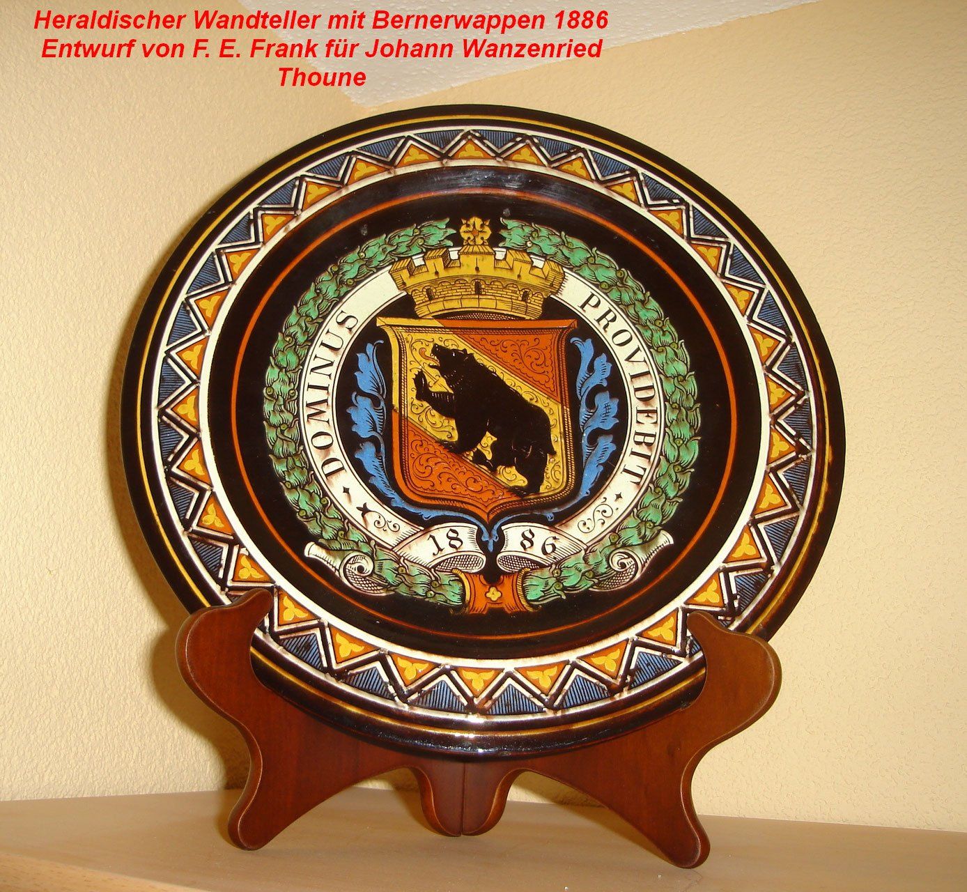 Piatti: Thoune Heraldischer Wandteller mit Bernerwappen 1886 – Usato da Bern venduto da Grindelwaldaus