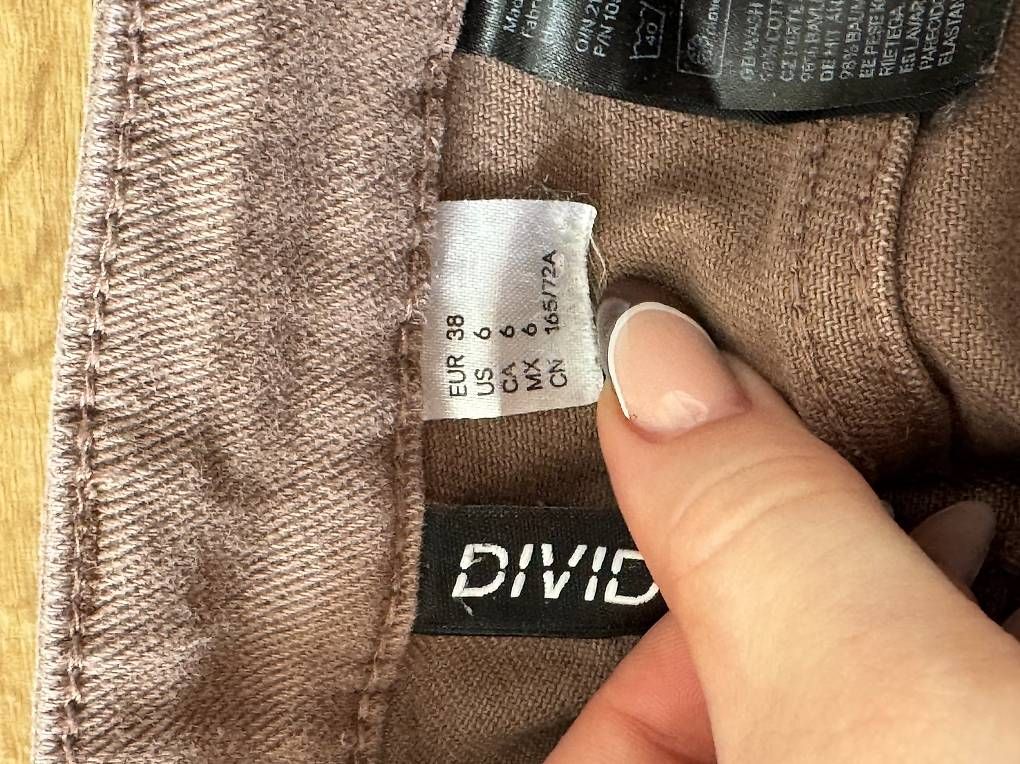 Jeans: Braune Jeans von H&M – Usato da Zug venduto da pav_gj7p 3