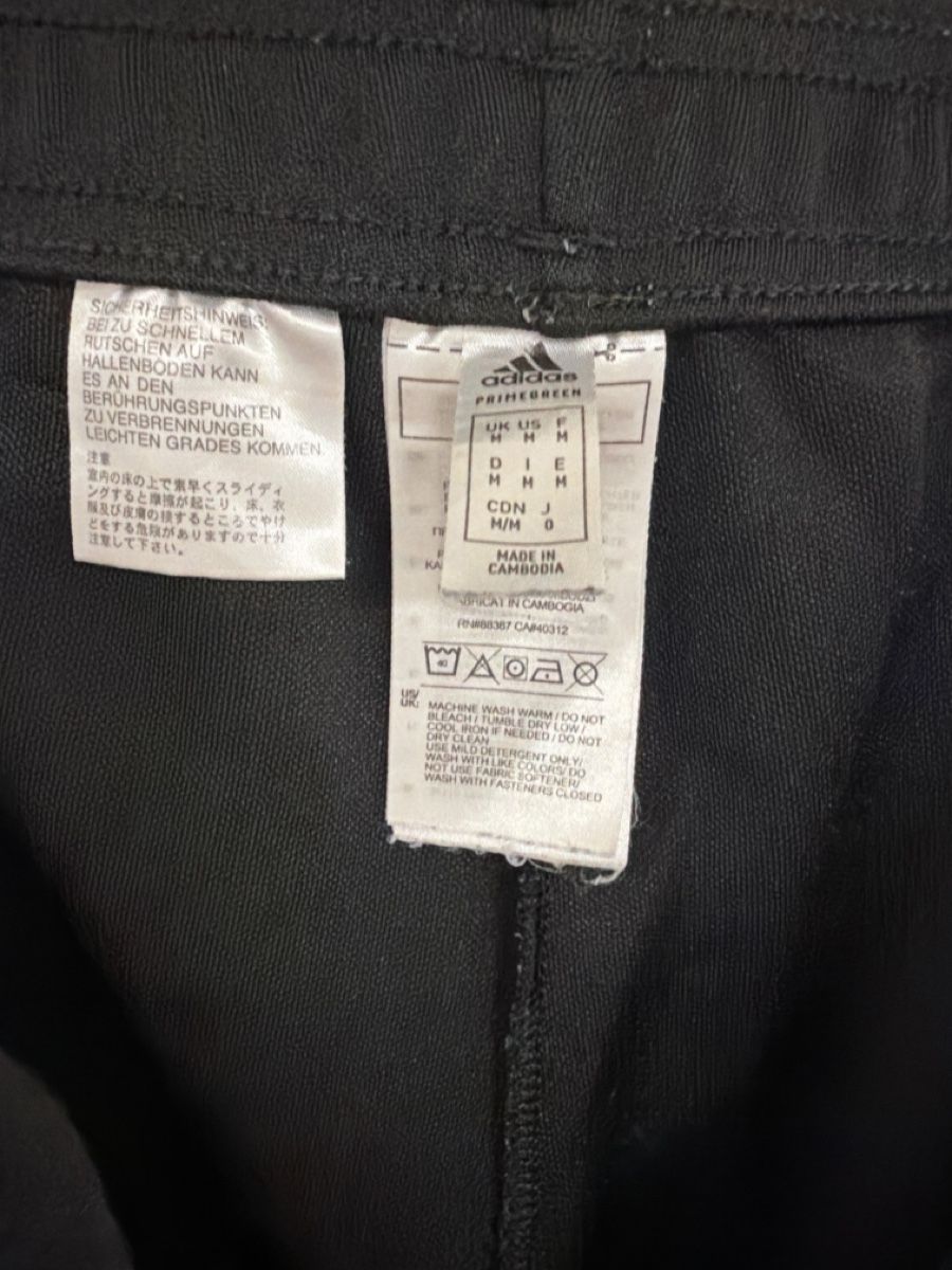 Adidas Pantaloni: Adidas Trainerhose schwarz – Usato da Zürich venduto da gaminev 2