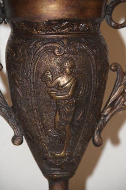 Vasi & Recipienti: Vase en bronze , h-37cm , 4500 gram . – Usato da Praz (Vully) venduto da pikuluka1 4