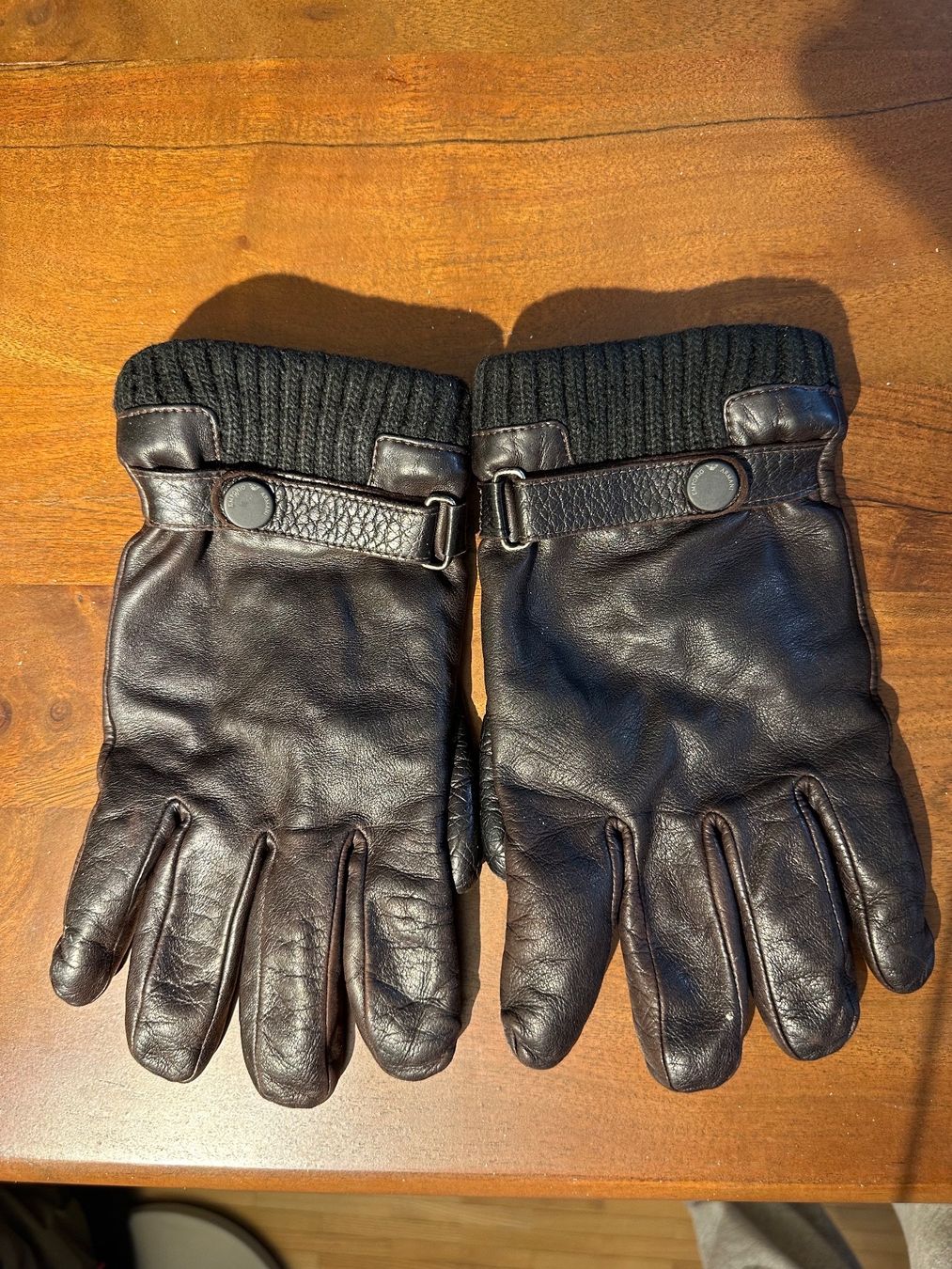 Armani Altri accessori da uomo: Emporio Armani leather gloves – Usato da Winterthur venduto da ivan12891