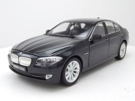 BMW 535i F10 2010-2017 schwarz met.       1:24 von Welly