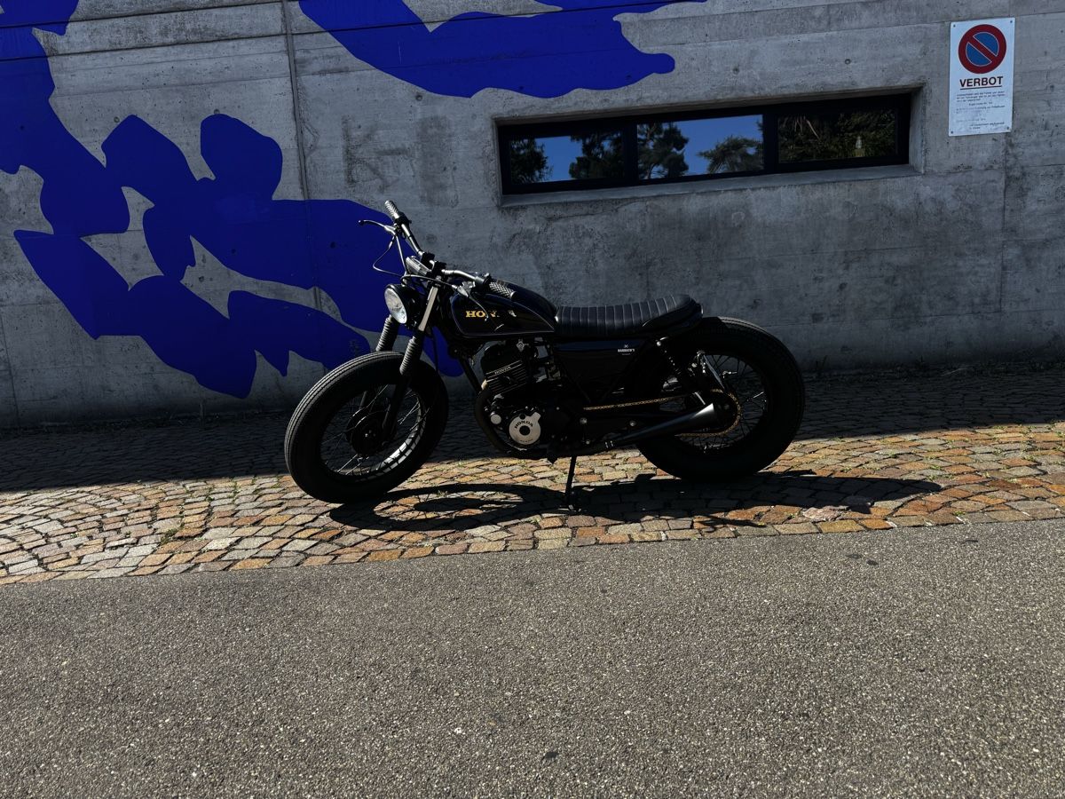 Honda Chopper: Honda CM 125 Café Racer – Usato da Zürich venduto da Micinho