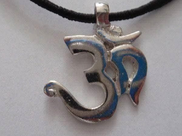 Ciondoli: OM ANHÄGER - INDIEN STYLE - GOA TREND – Nuovo (secondo la descrizione) da Honau venduto da sainj