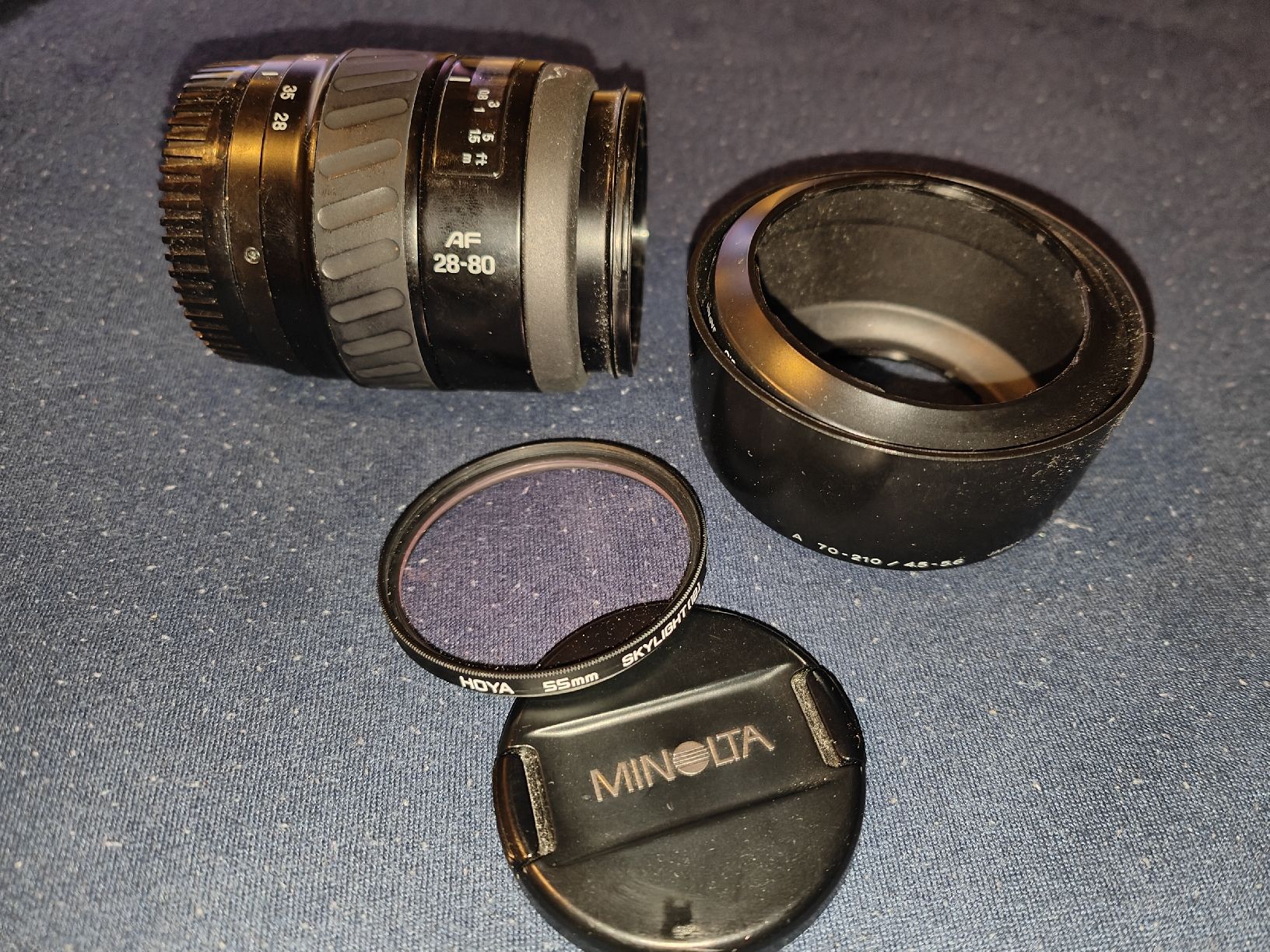 Minolta Obiettivi: Minolta AF 28-80mm Zoom mit Filter, Blende & Deckel – Usato da Rothrist venduto da SiddharthaMoon