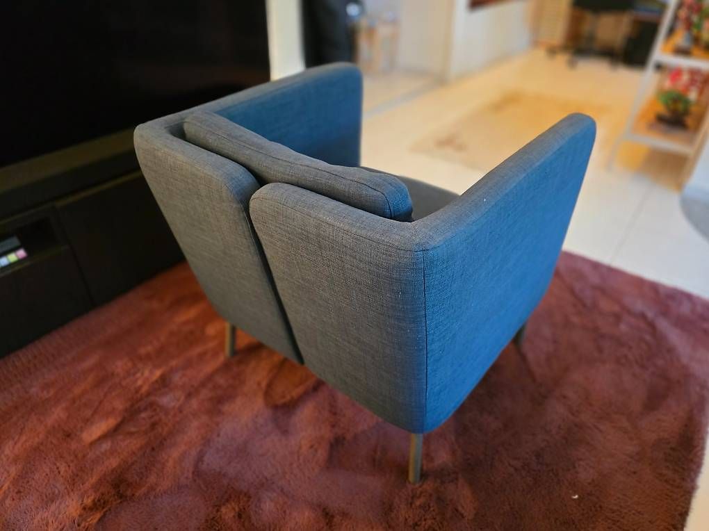 Ikea Poltrone: IKEA Ekerö Sessel blau – Usato da Hinteregg venduto da Weilenmann03 2