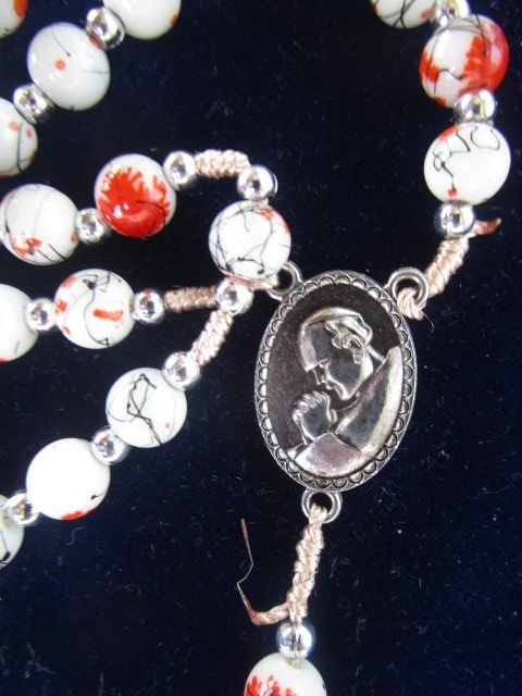 Autres bijoux: Rosenkranz mit Papst Paul VI – Neuf avec emballage d'origine à Luzern par Horoskop1 3