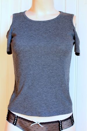 H&M * süsses SHIRT / T-Shirt mit Schultercuts  36  S
