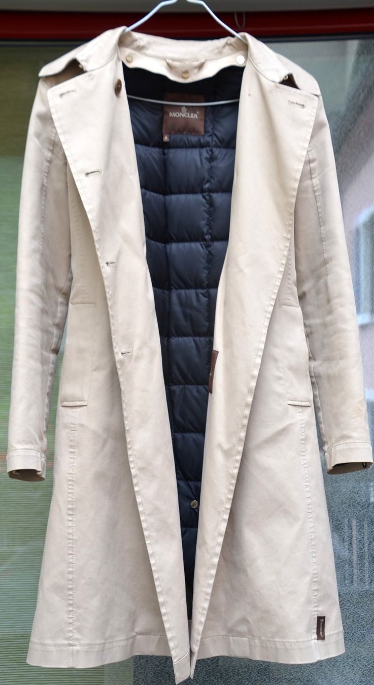 Moncler Cappotti: Moncler Trench Coat .36 – Usato da Collonges venduto da arashee